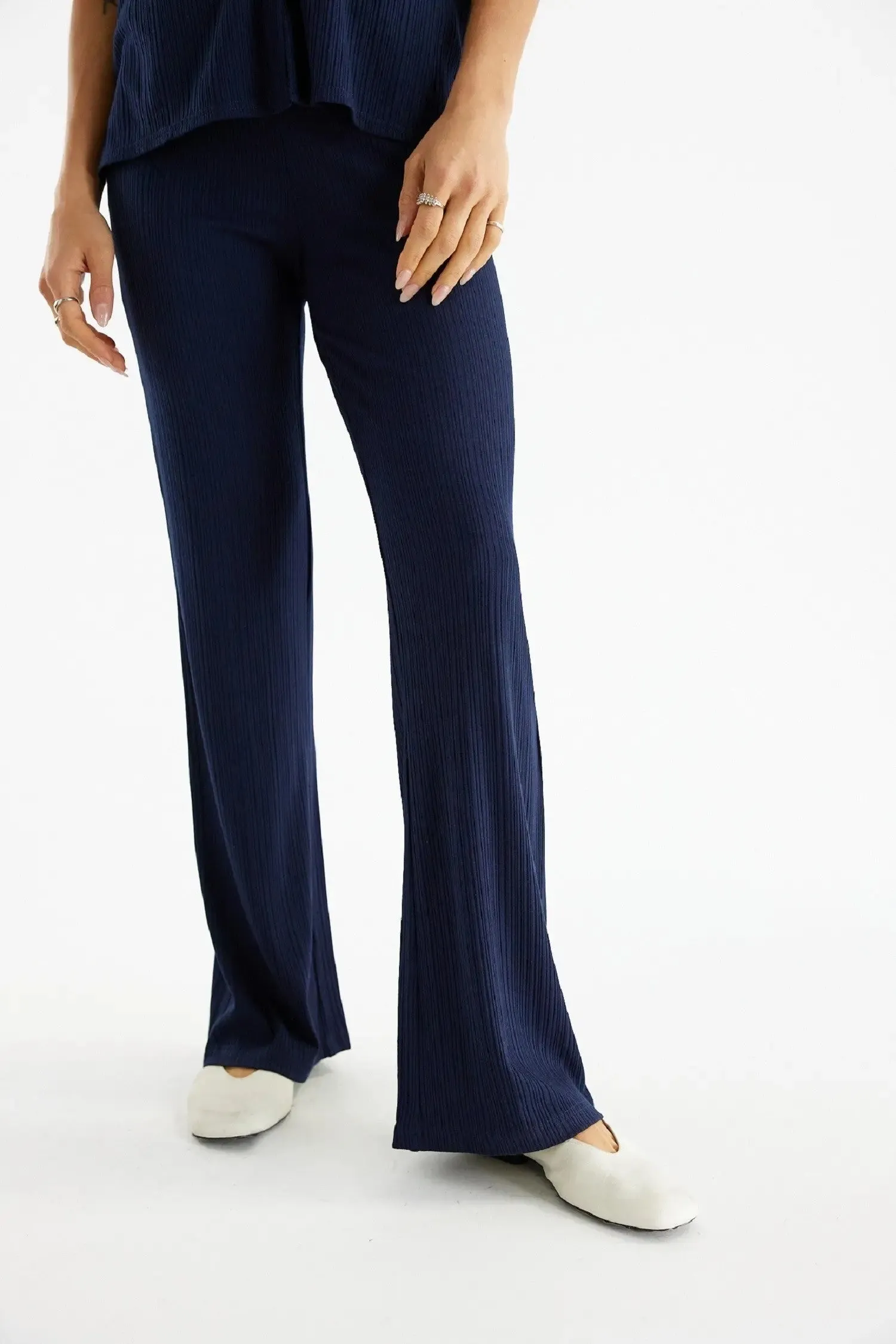 Mod Ref Gwyn Pants – High-Rise, Ribbed Knit & Effortlessly Stylish