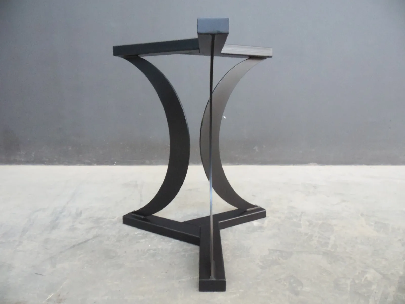 Modern Metal Round Table Base , 28" TURAN Steel Table Pedestal - Height 26" - 30”