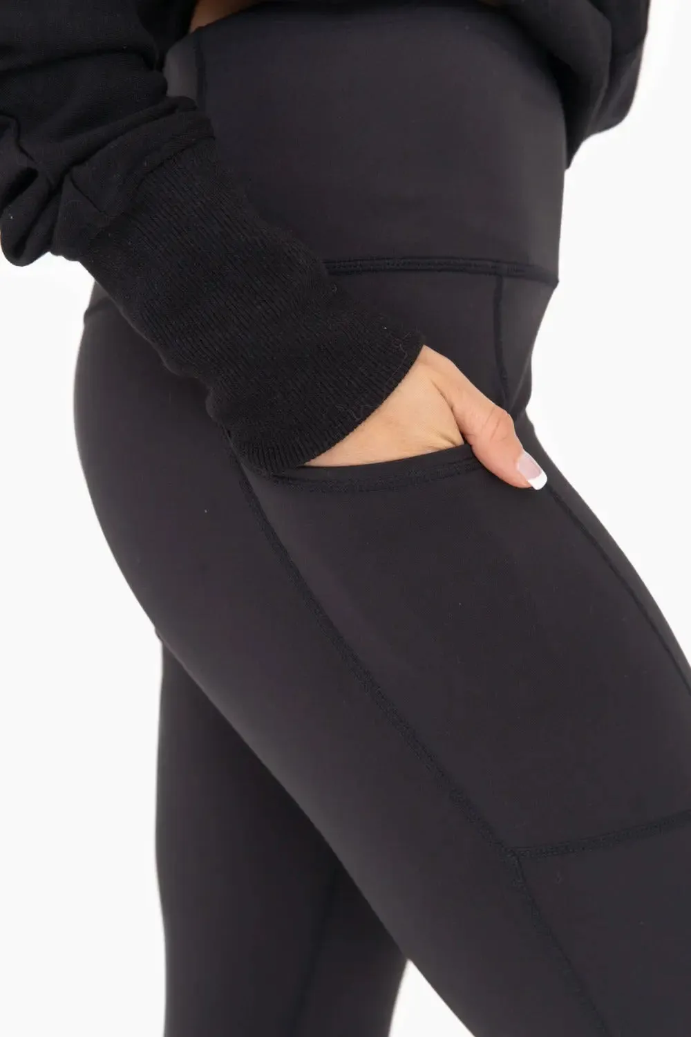 Mono B Sweetheart No Seam Leggings – Sculpting, Seamless & Sustainable