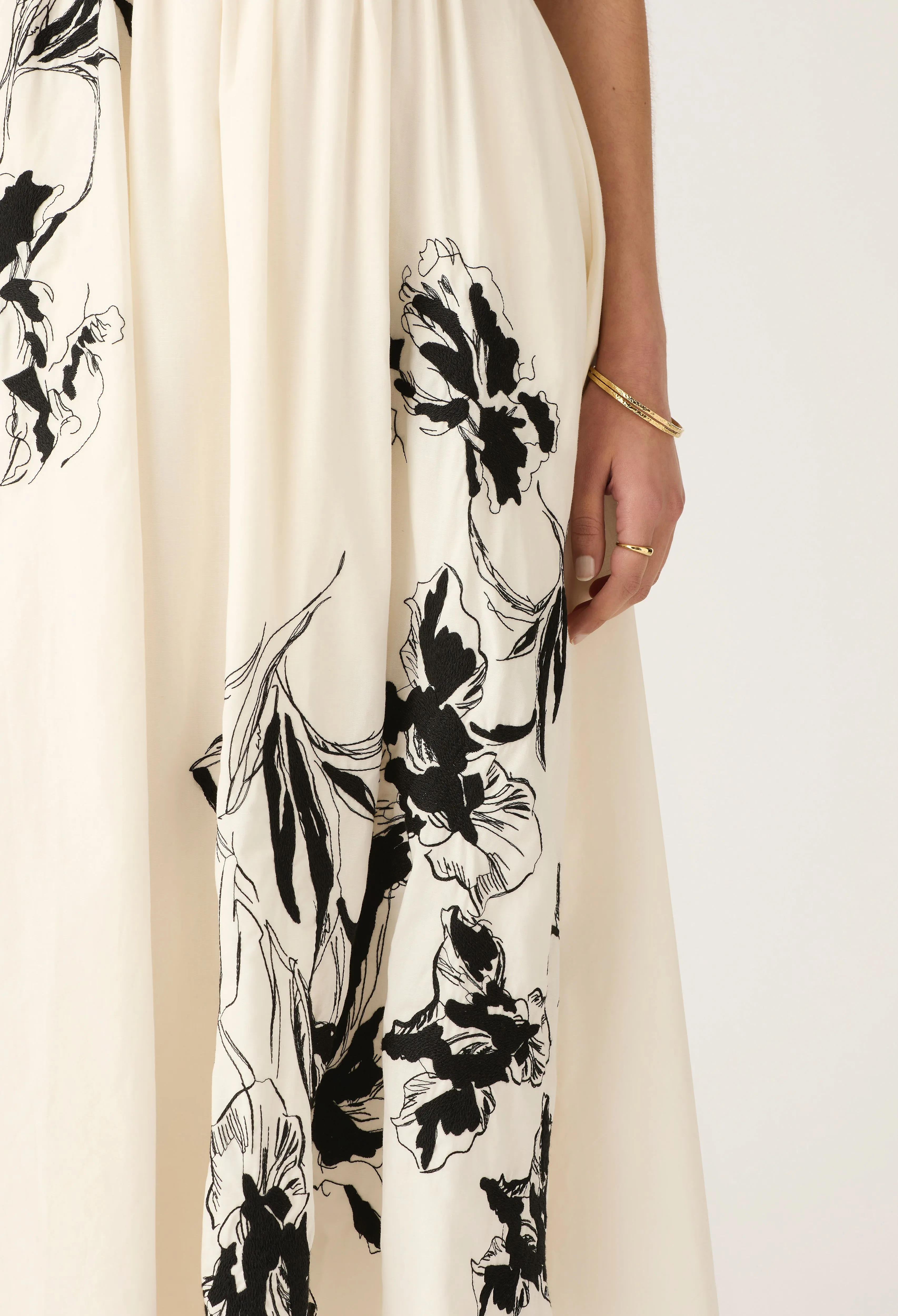 Mos the Label - Lis Embroidery Midi Dress - Ivory
