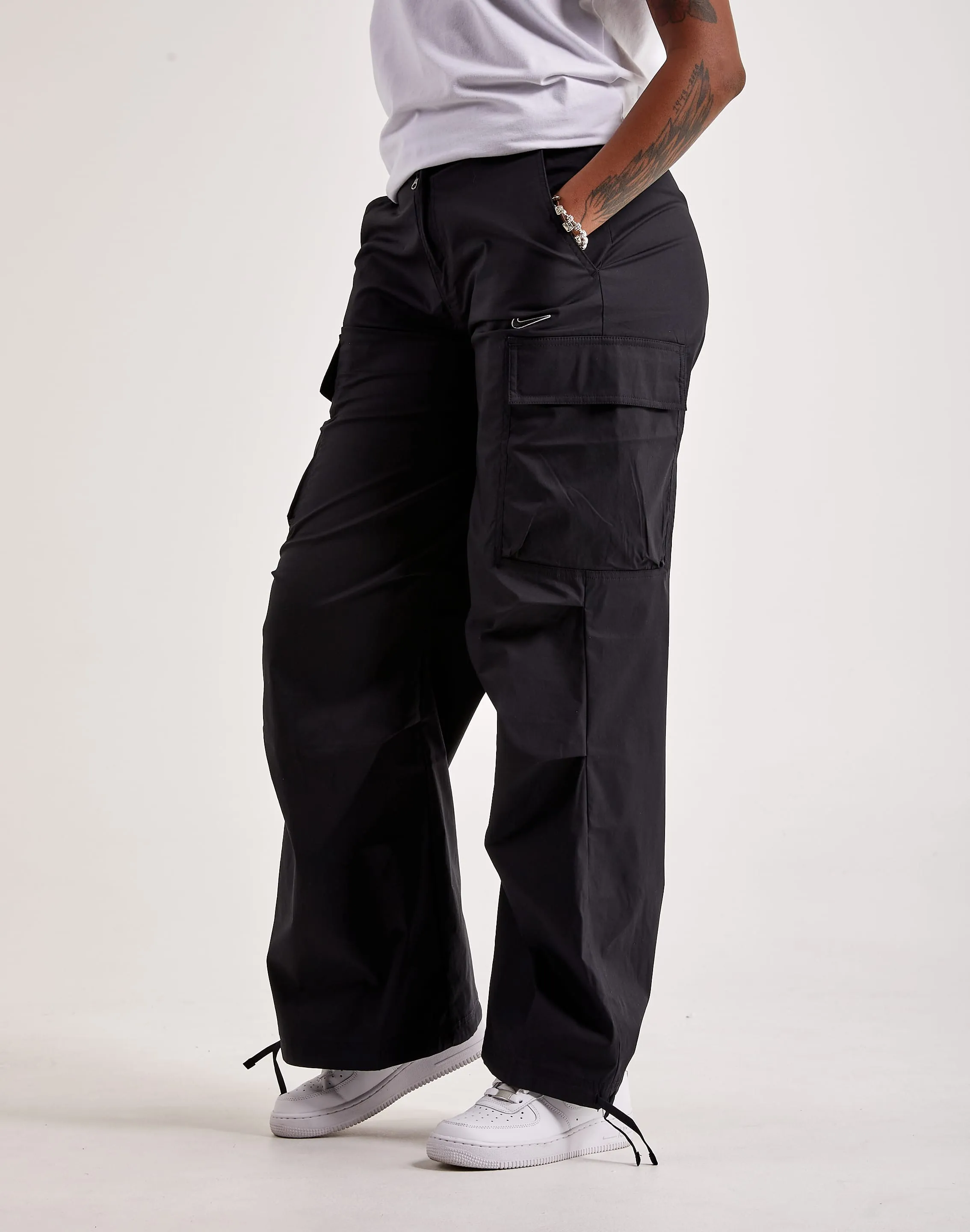 Nike High-Waisted Cargo Pants
