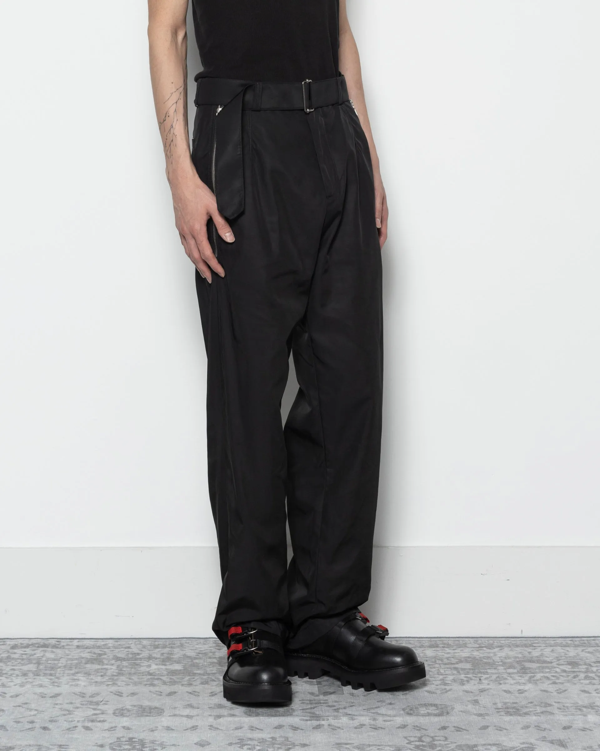 Penson Bis Pants in Black