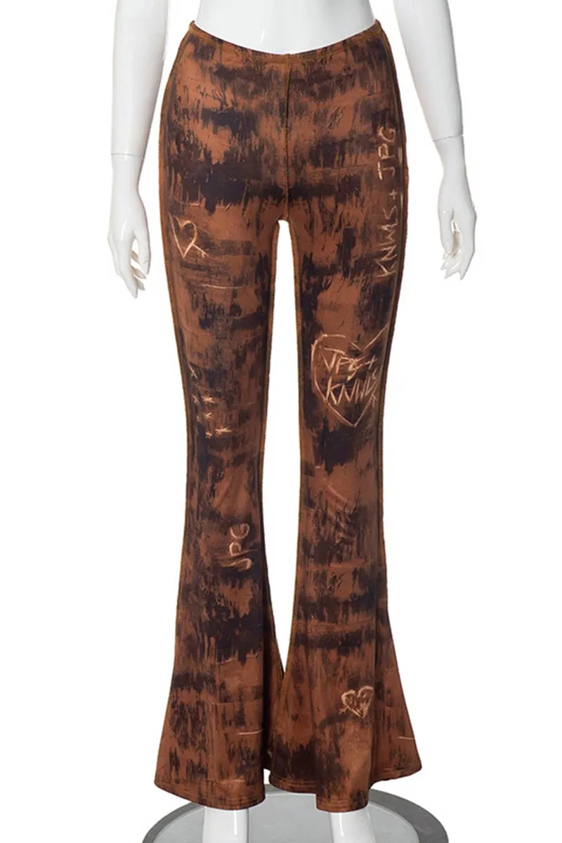 PI925 Graphic Flared Pants
