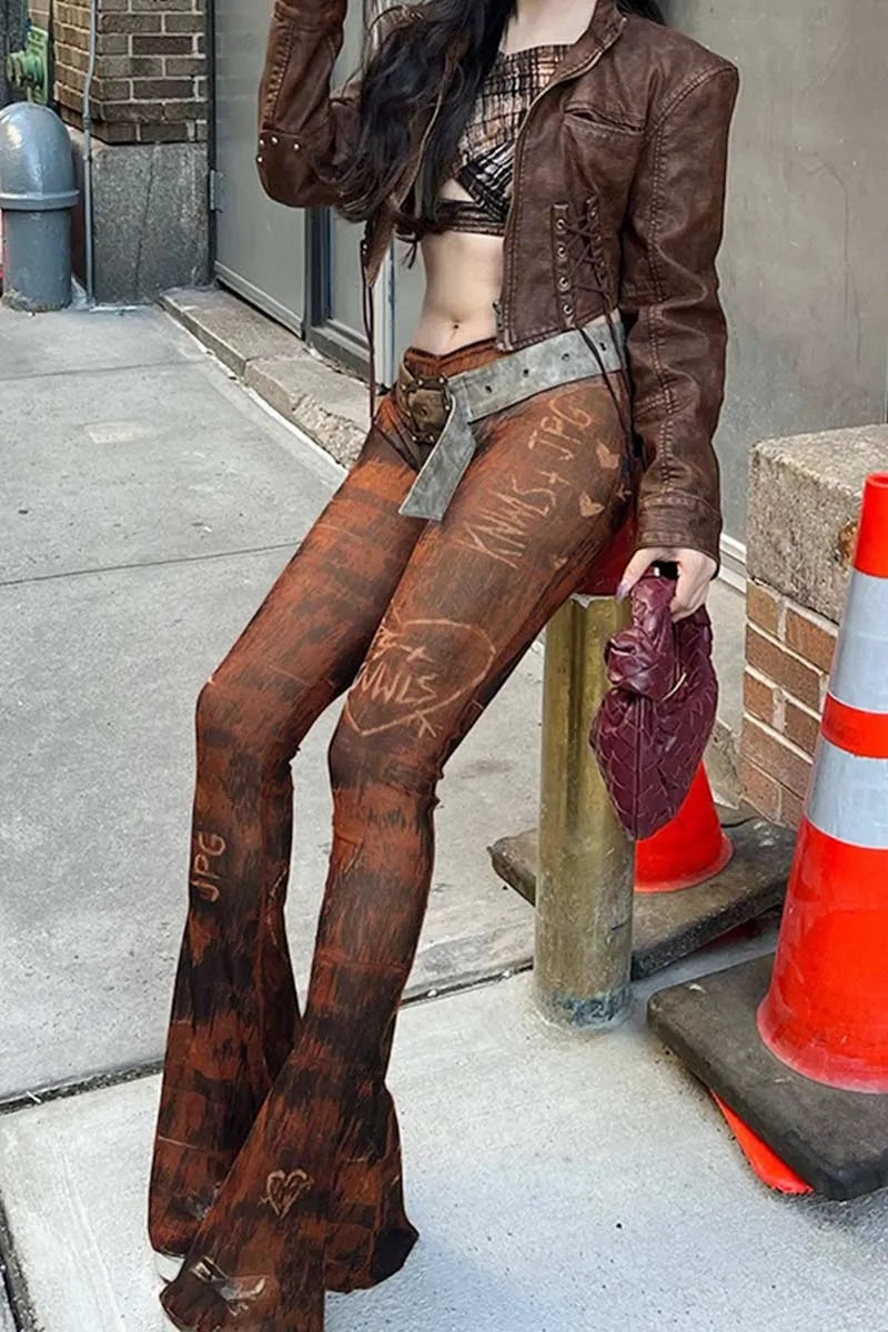 PI925 Graphic Flared Pants