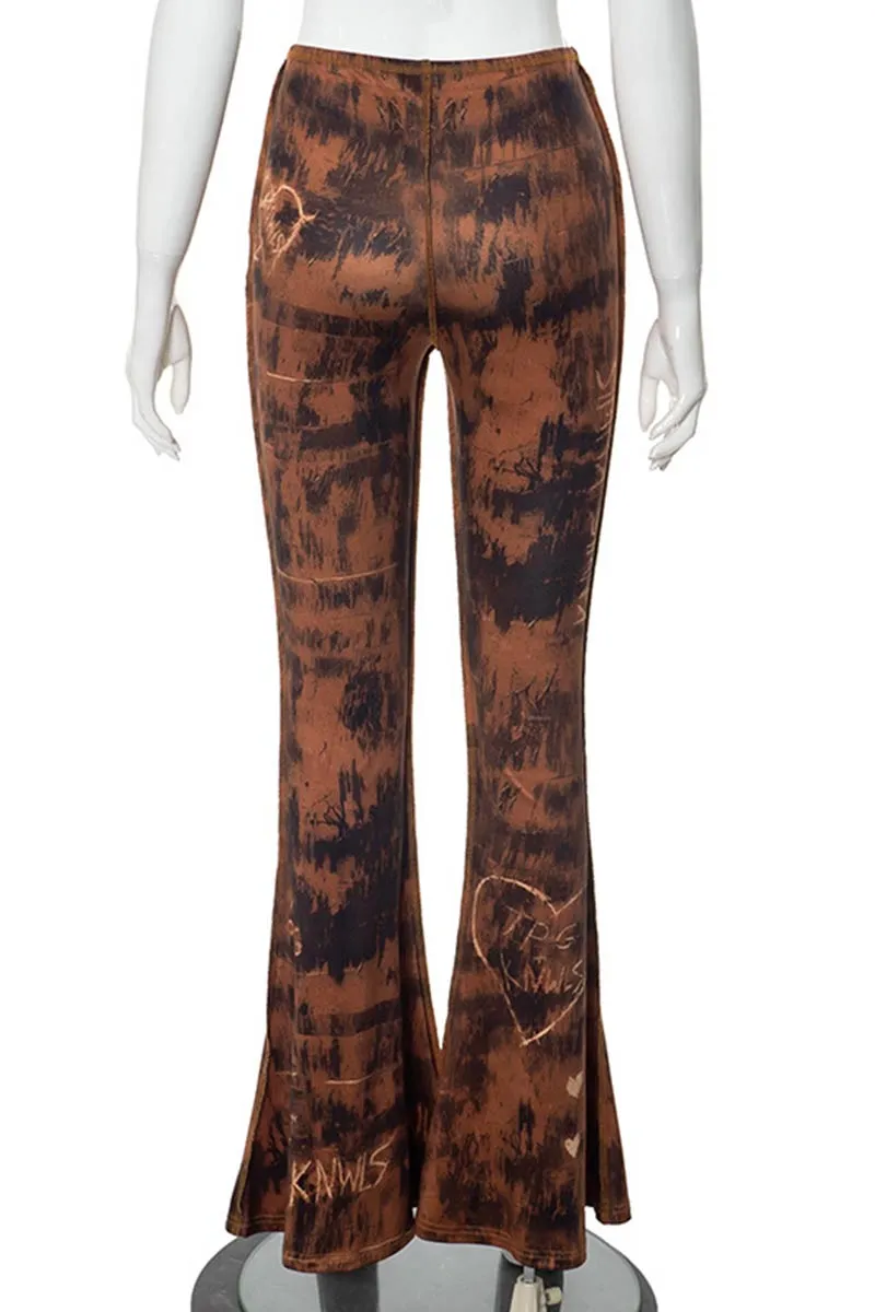 PI925 Graphic Flared Pants