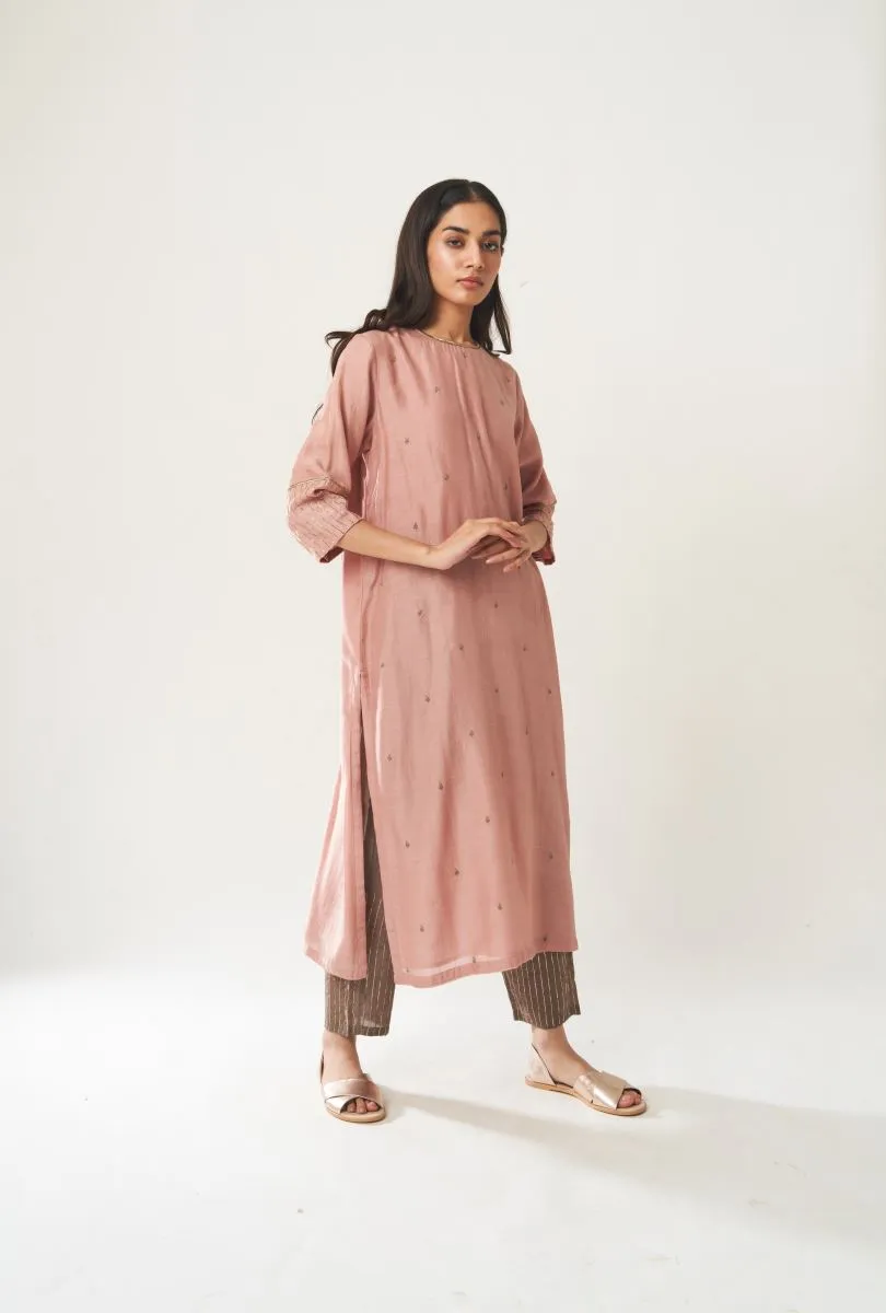 Place The Dot Arsh old rose kurta set
