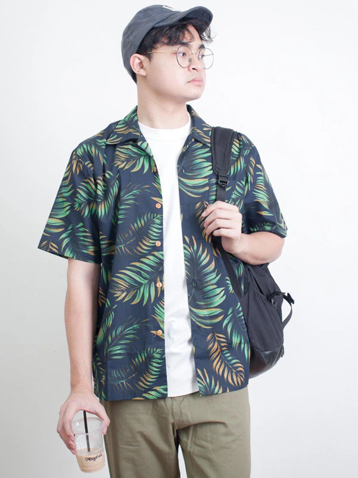Qutn Hawaiian Shirt SS Navy Tropical Leaves