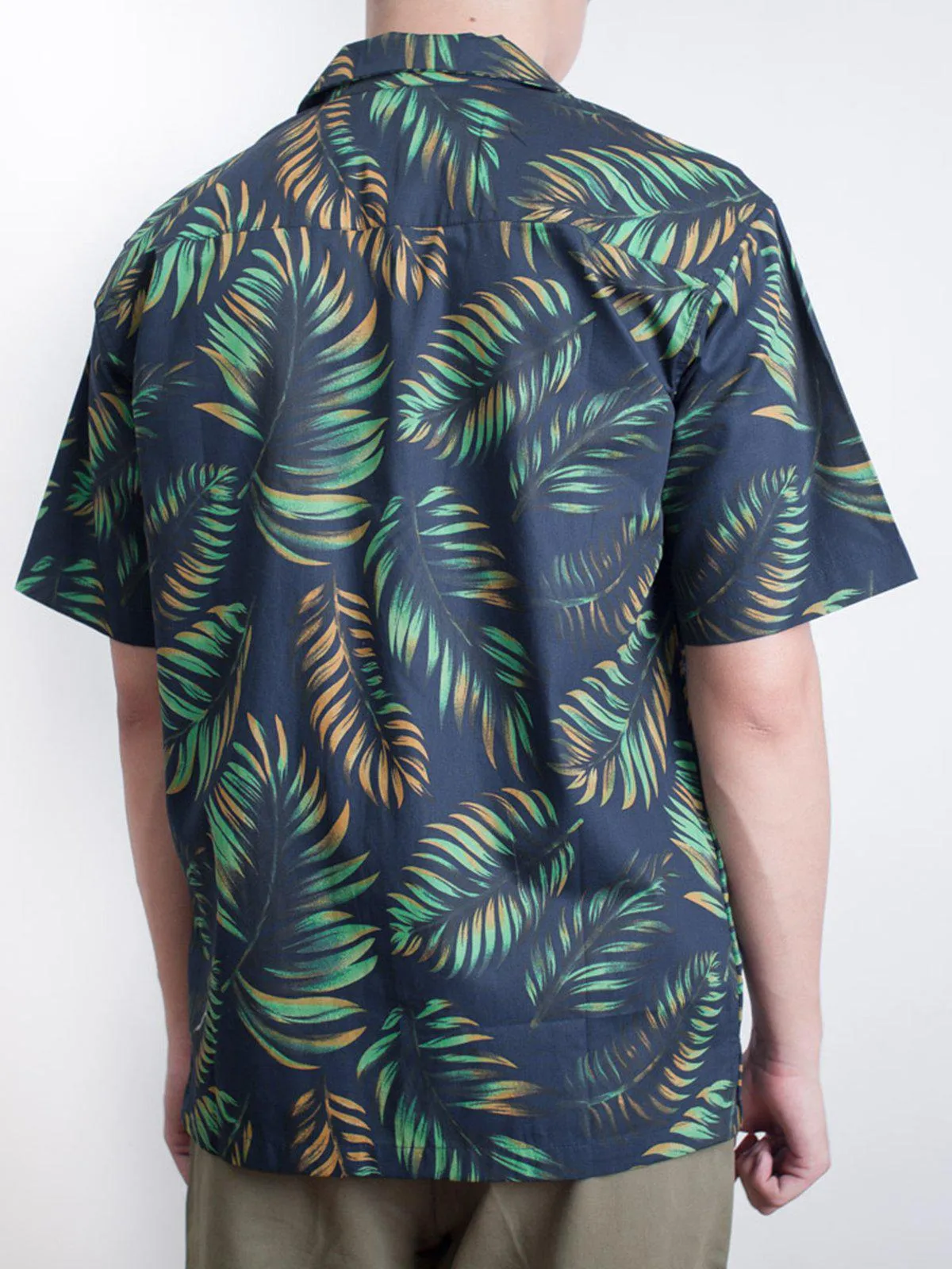 Qutn Hawaiian Shirt SS Navy Tropical Leaves