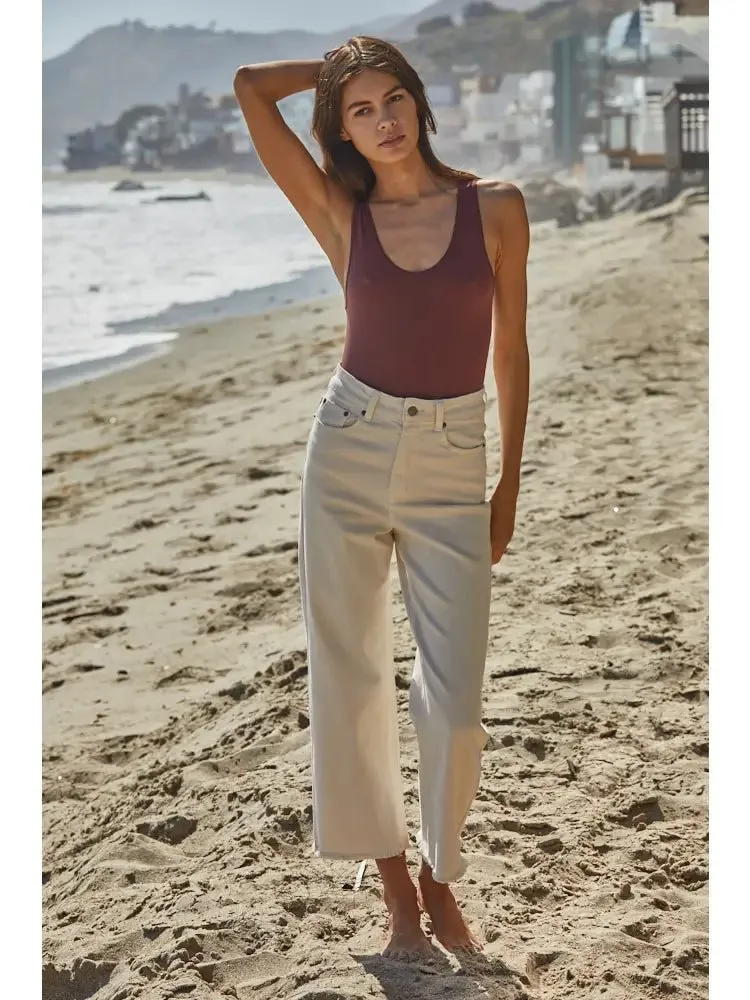 Seamless V-Neck Versatile Tank Top