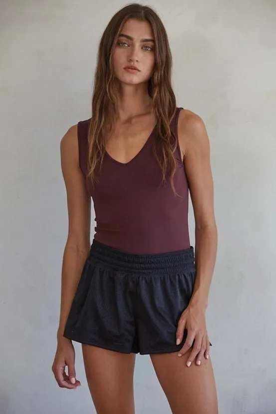 Seamless V-Neck Versatile Tank Top