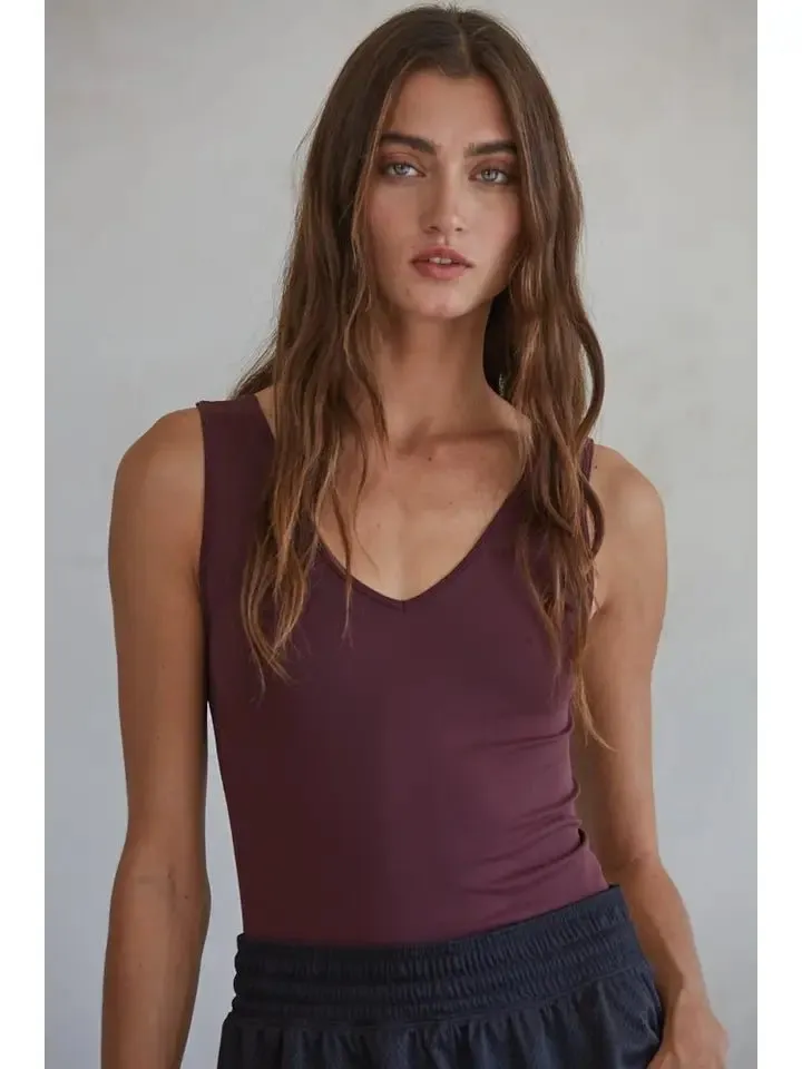 Seamless V-Neck Versatile Tank Top