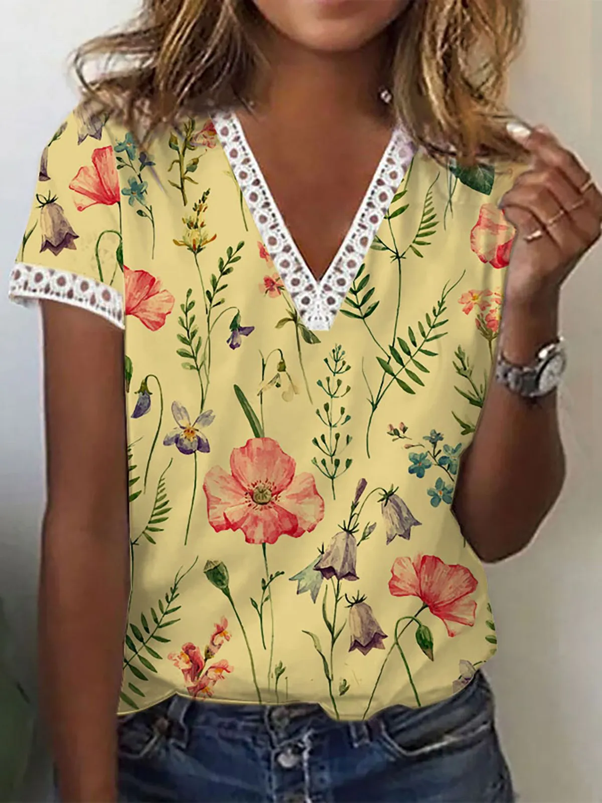 Sherly - Elegant short-sleeved V-neck T-shirt for women