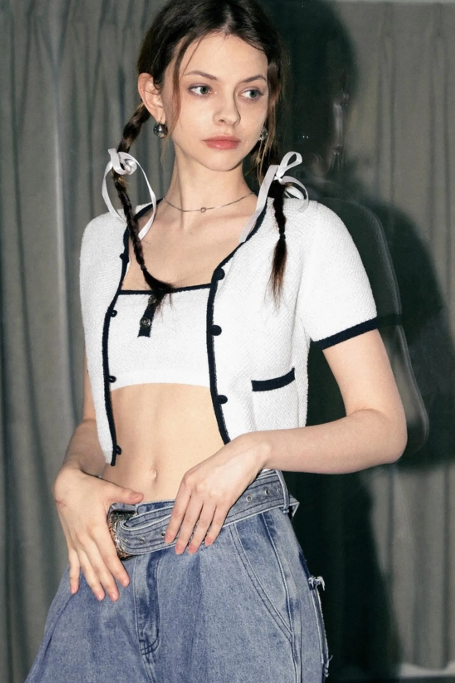 Simple Line Top