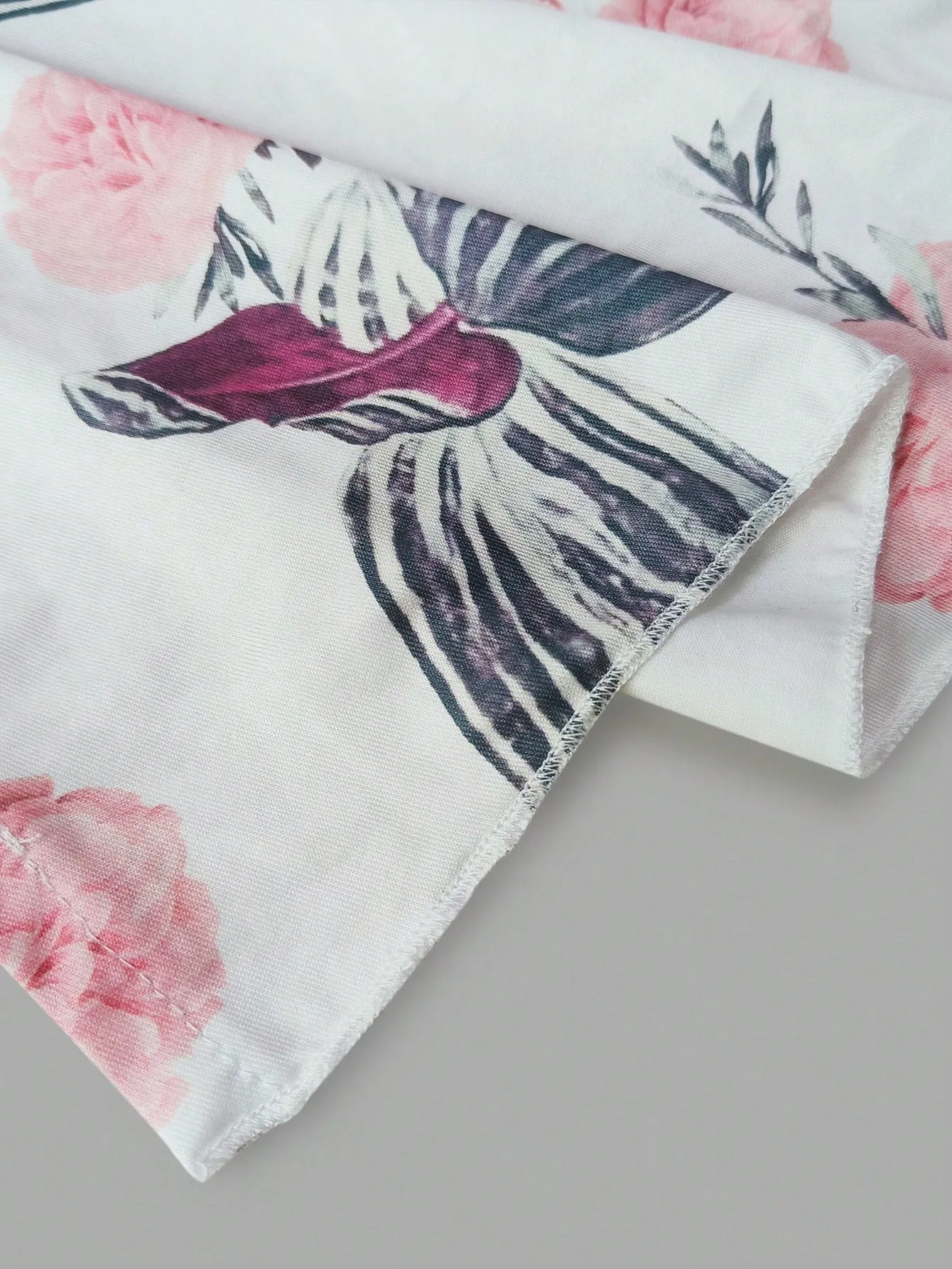 Solid Color Simple Top And Printed Skirt Set