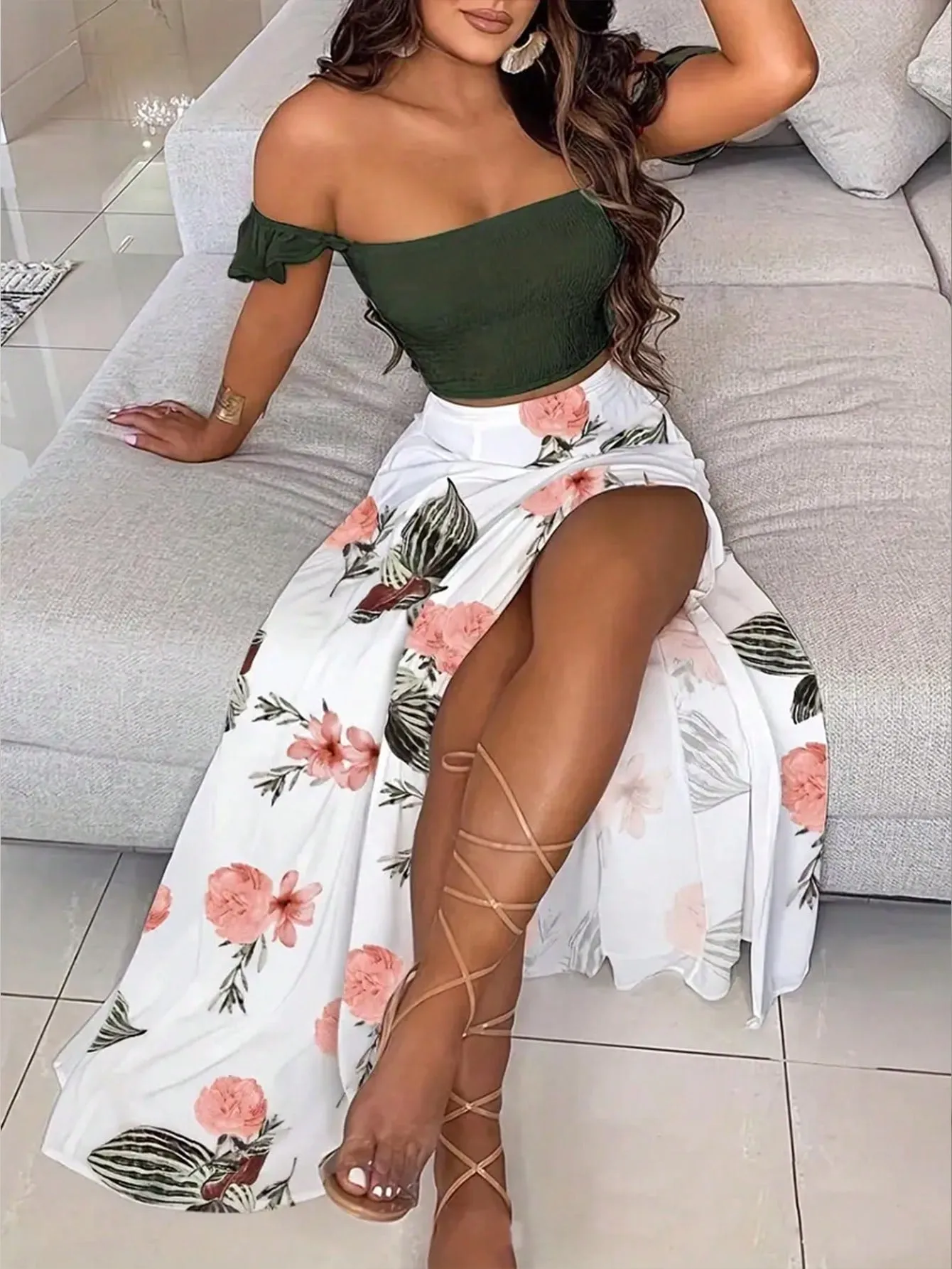Solid Color Simple Top And Printed Skirt Set