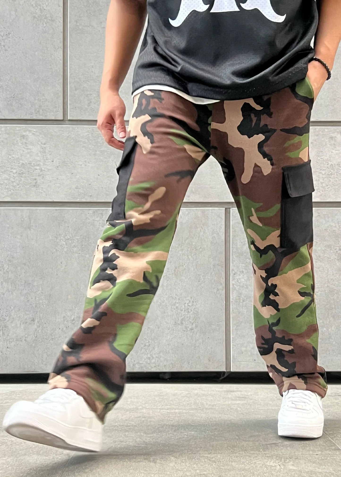 Straight Cut Cargo (Camo V2)