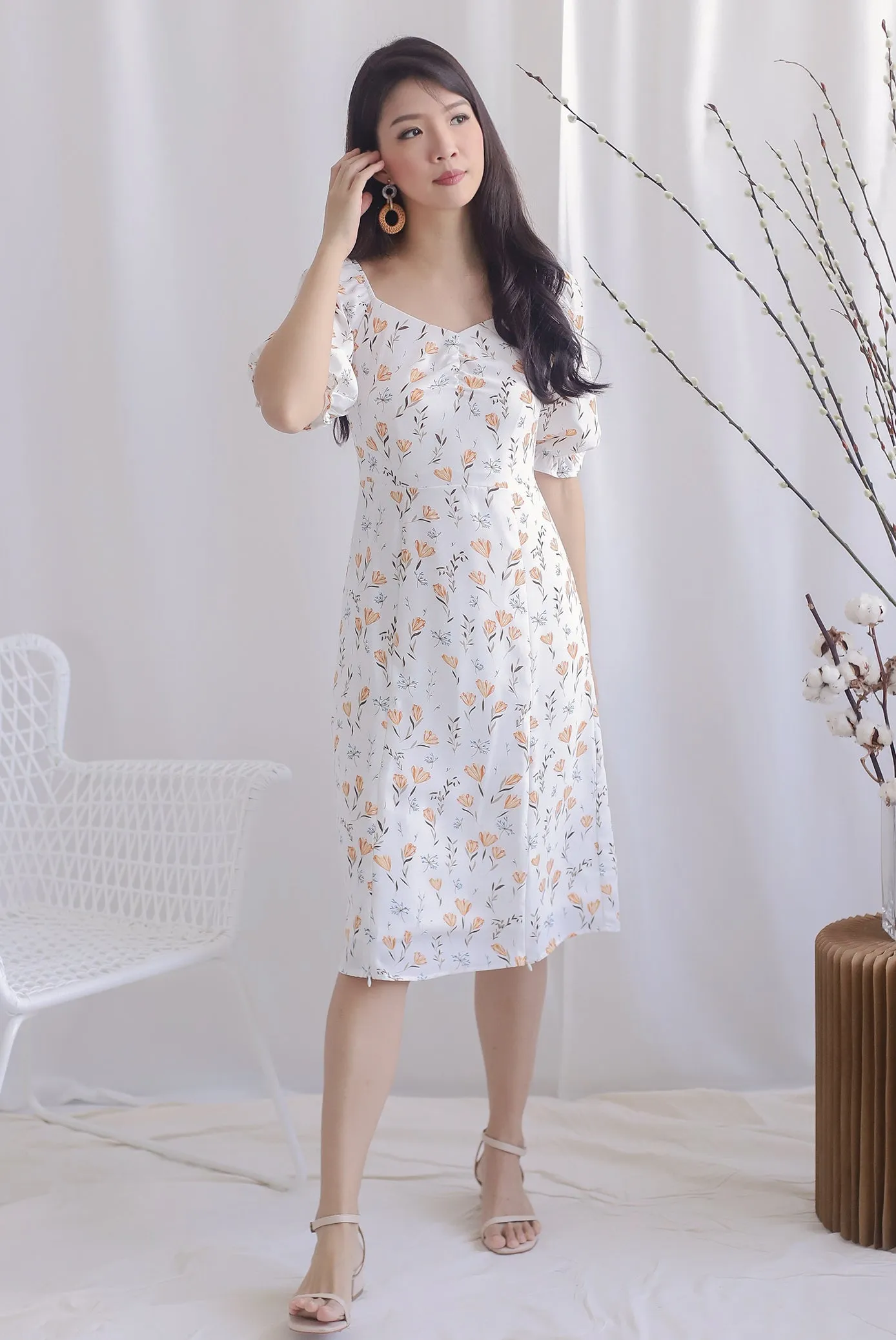 TDC Noelle Zip Slit Midi Dress In White Floral