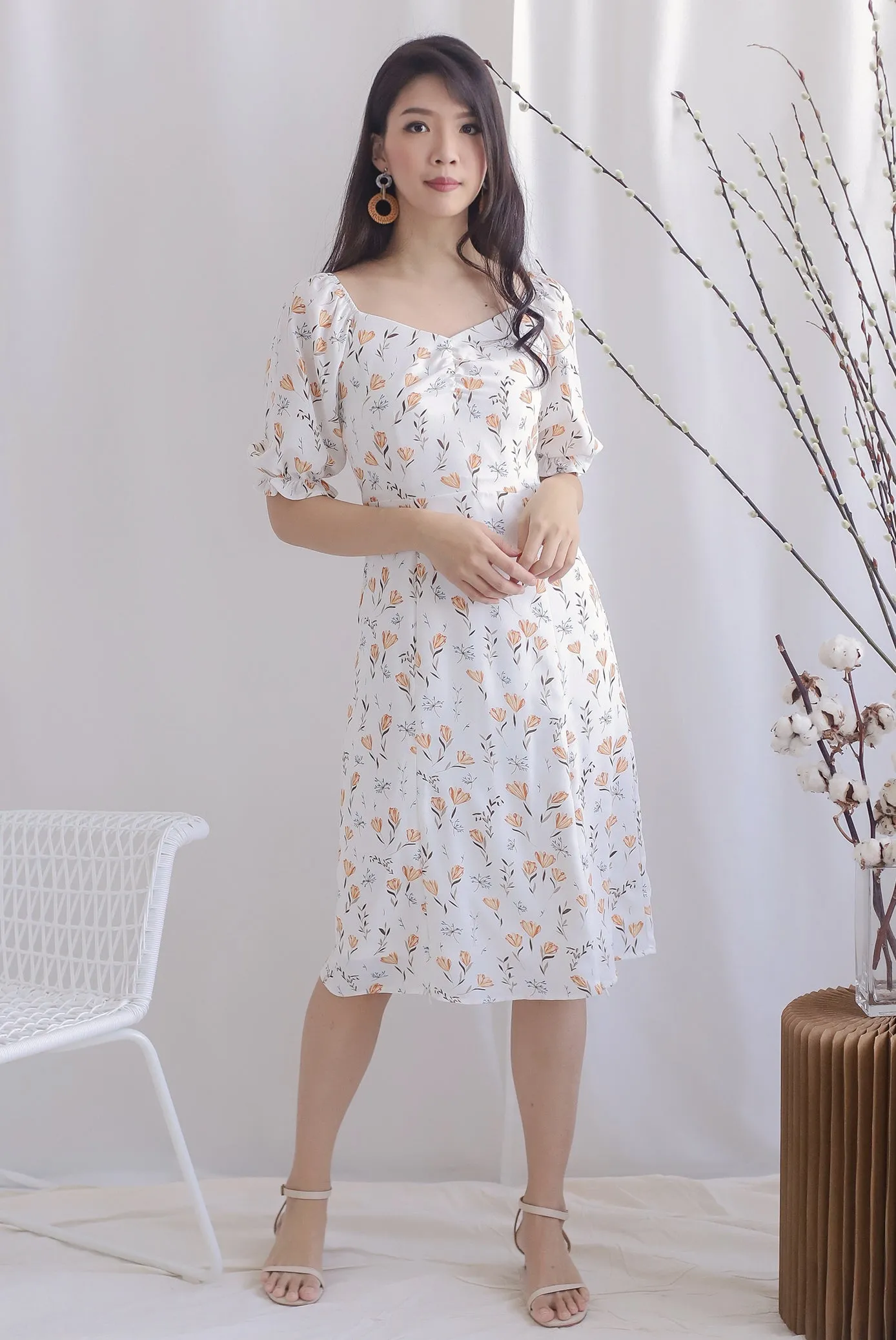 TDC Noelle Zip Slit Midi Dress In White Floral