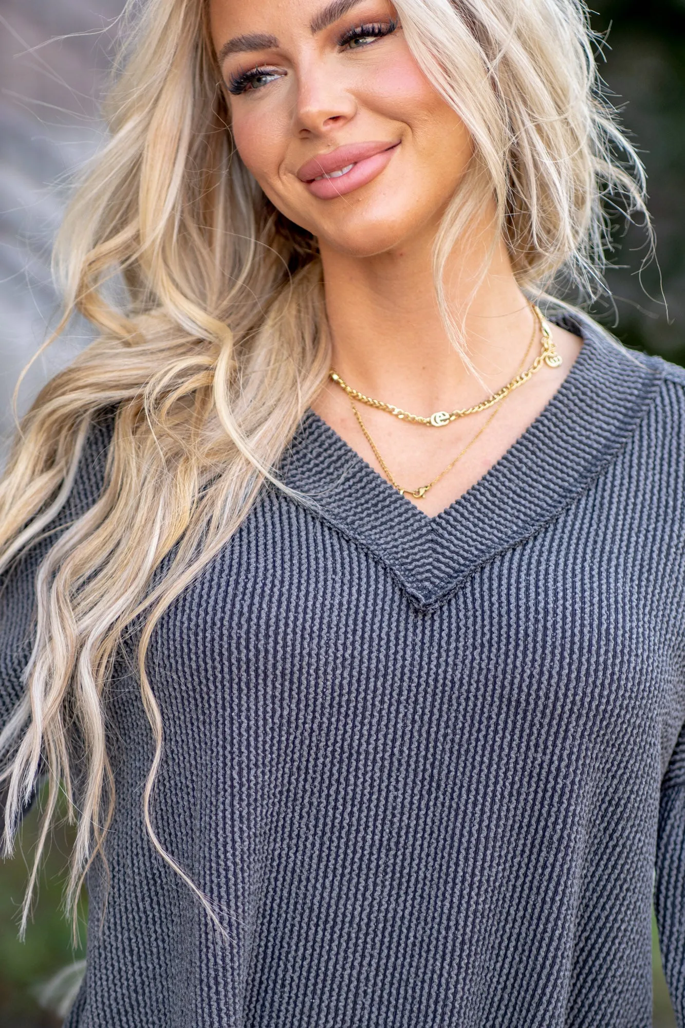 Two Tone Ribbed V-Neck Exposed Seam Top