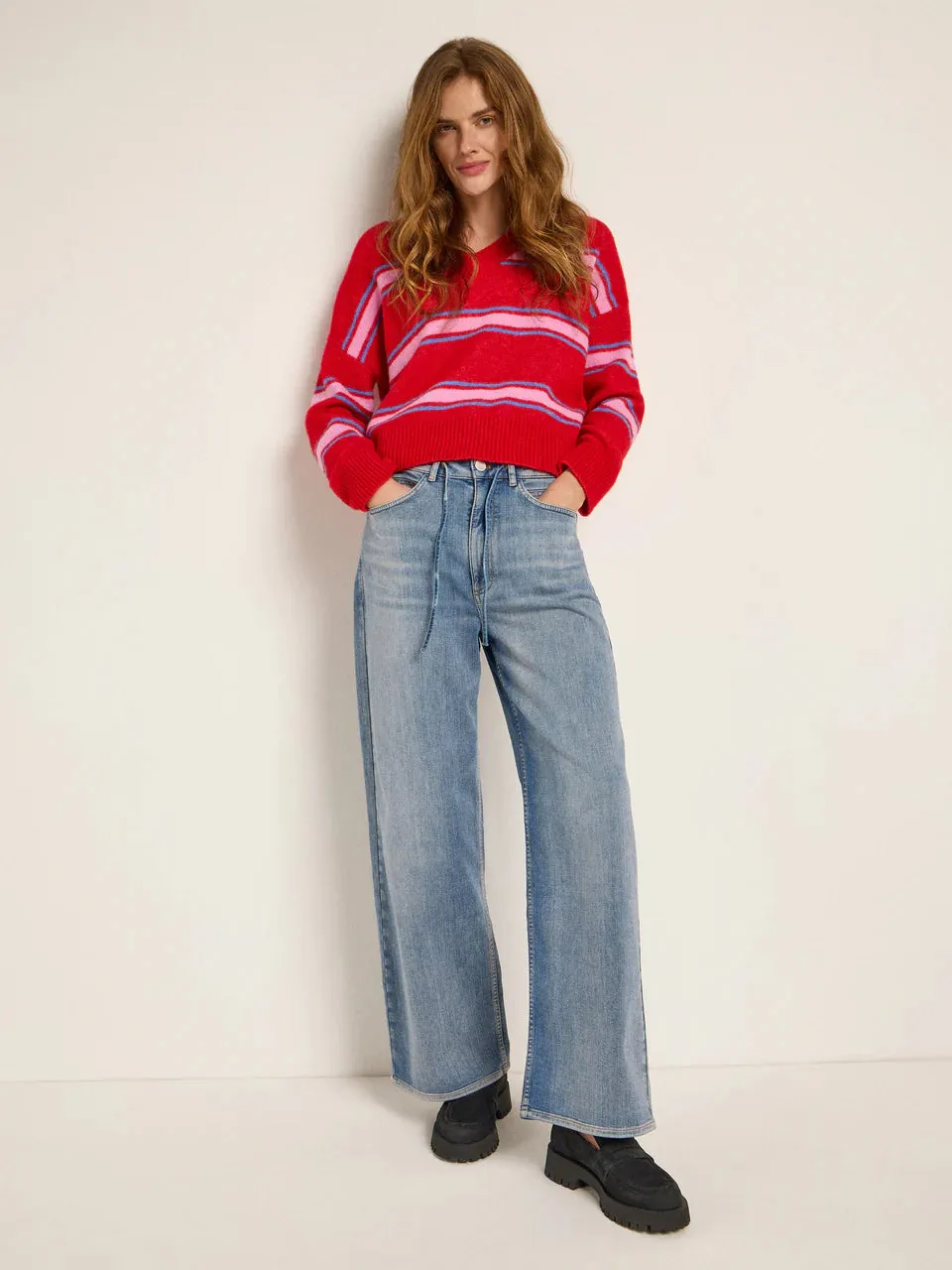 v-neck sweater red