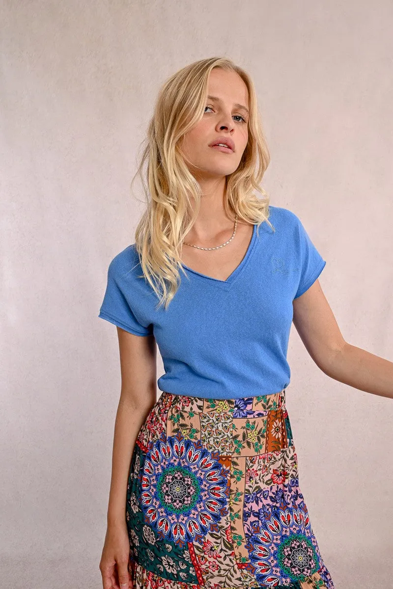 V-NECK T-SHIRT