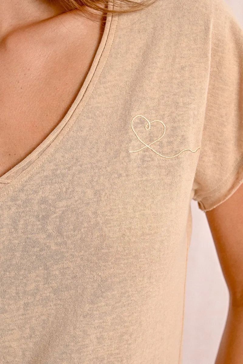 V-NECK T-SHIRT