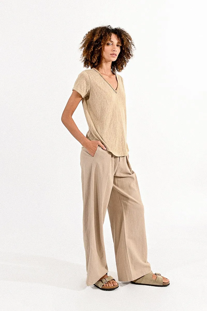 V-NECK TEE