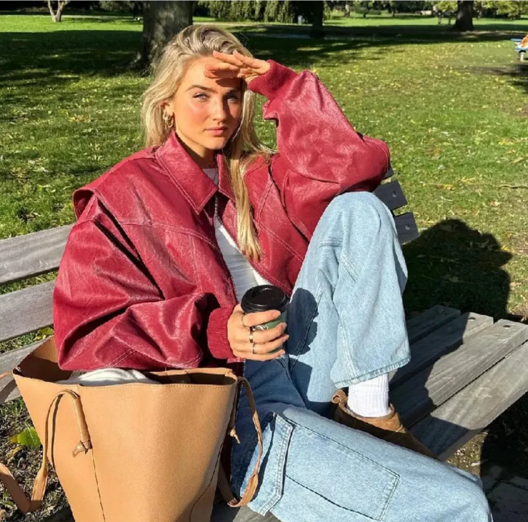 Vera - trendy red oversized fit women's jacket