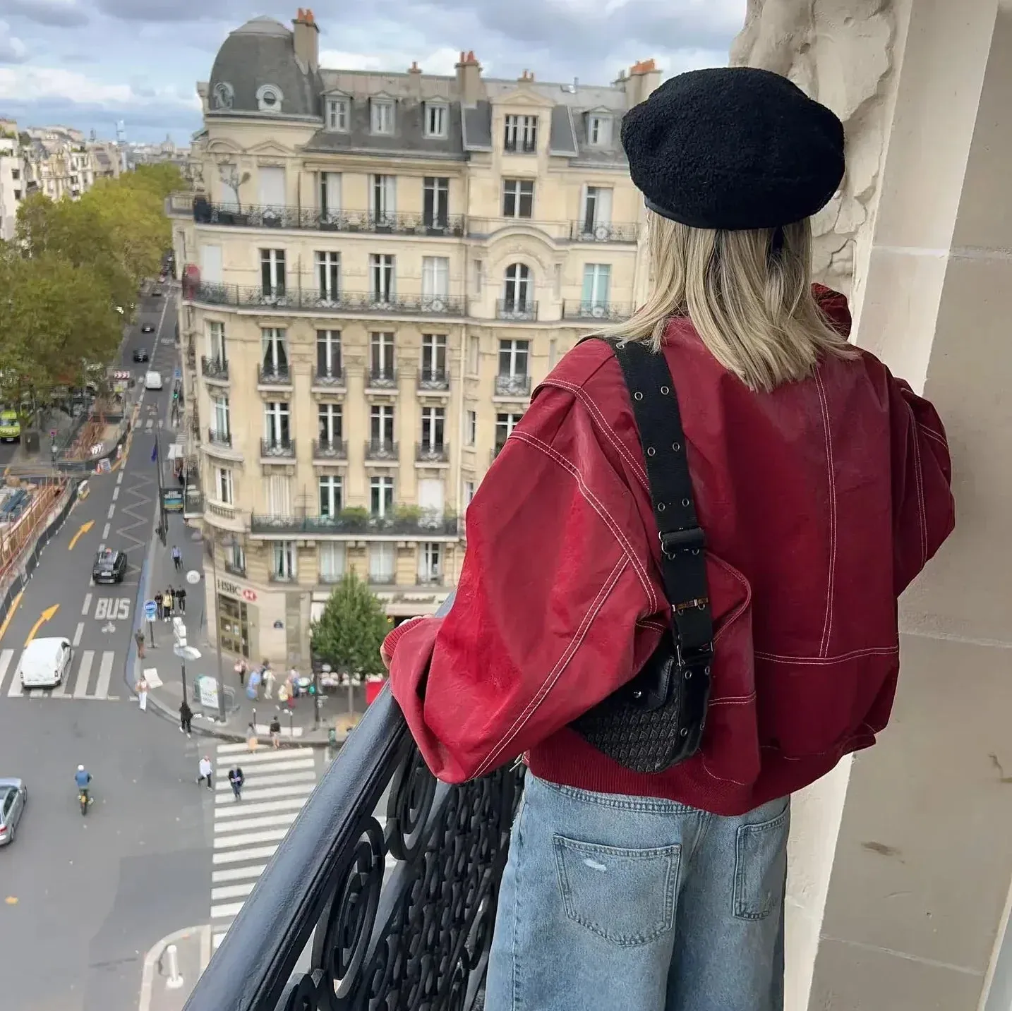 Vera - trendy red oversized fit women's jacket