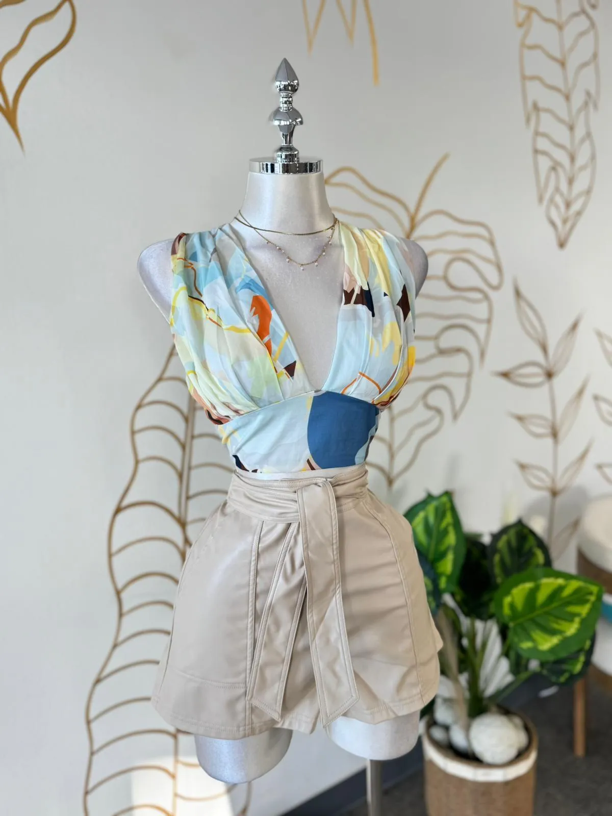 Vibrant Floral V-Neck Crop Top