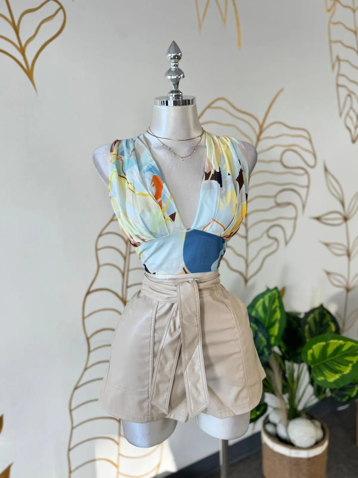 Vibrant Floral V-Neck Crop Top