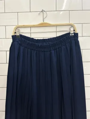 vintage pleated midi/maxi skirt