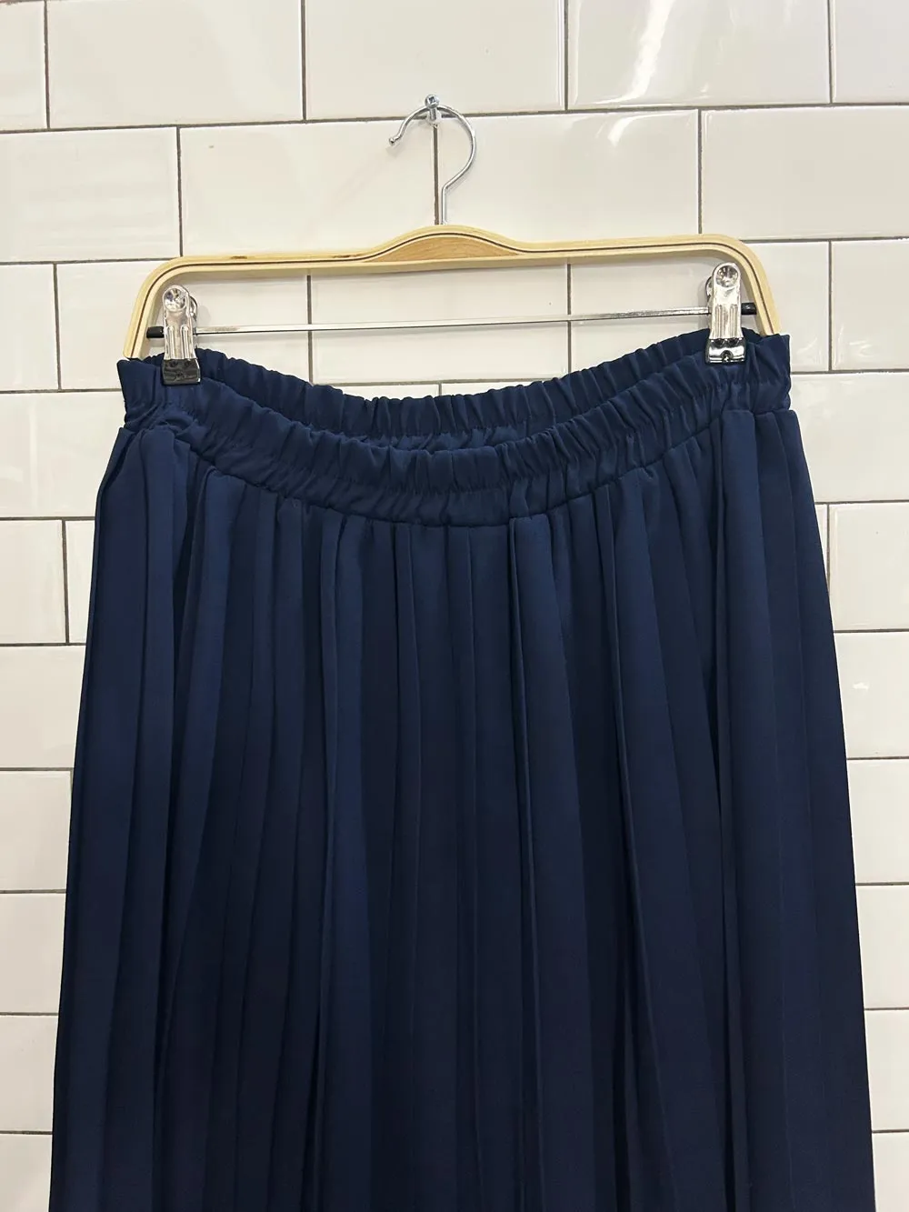 vintage pleated midi/maxi skirt