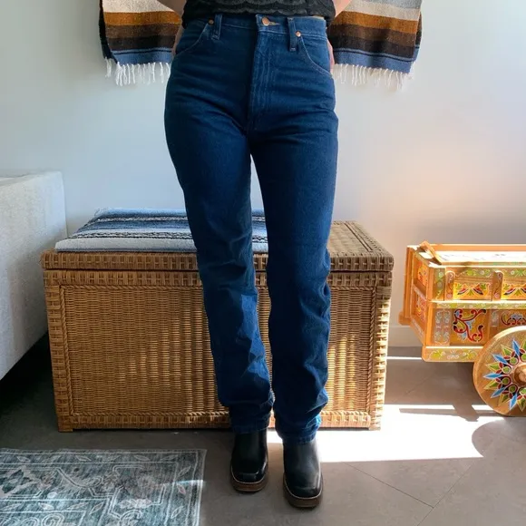Vintage Wrangler Dark Wash High Waist Straight Leg Jeans