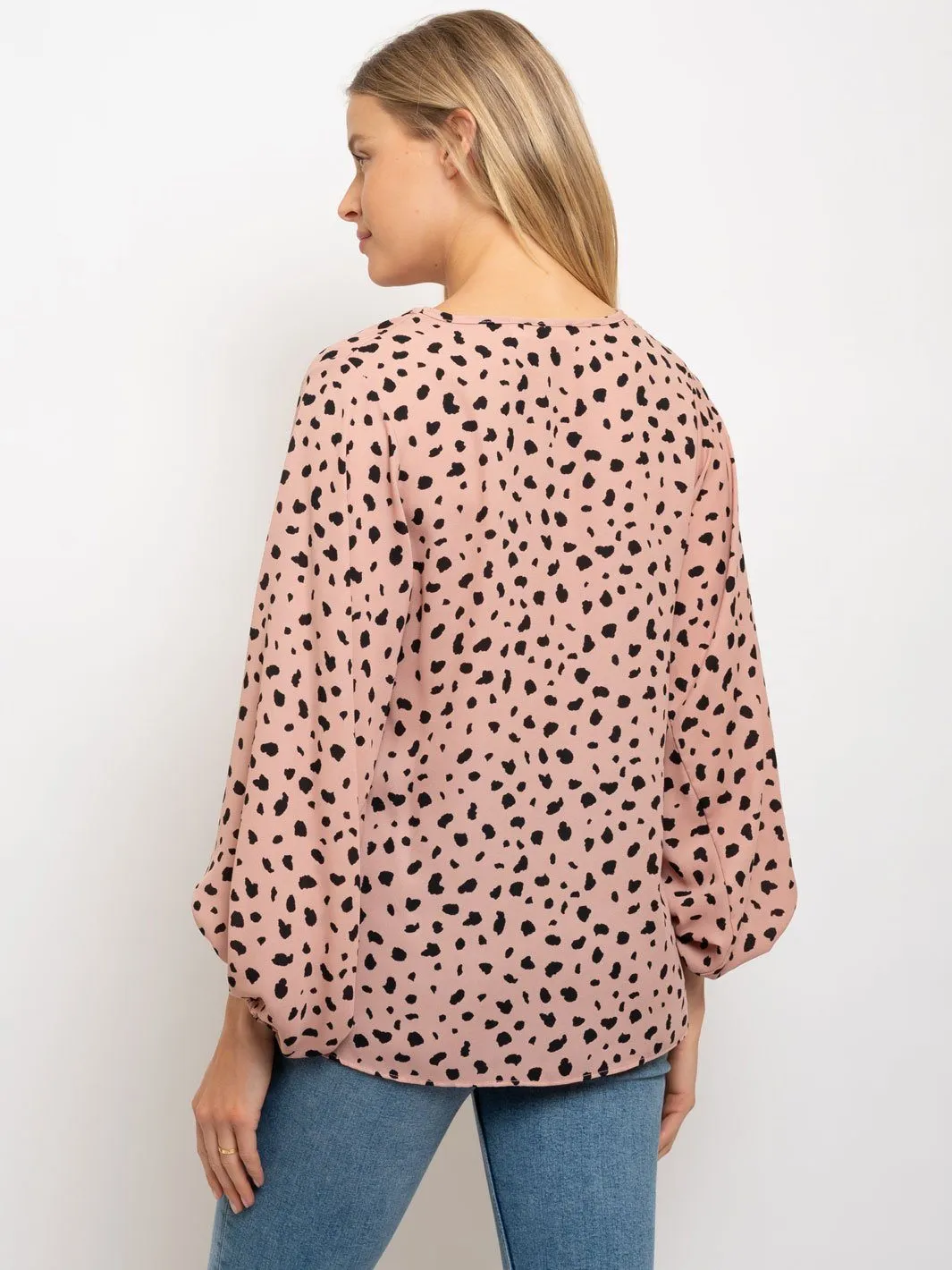 WOMEN'S ANIMAL PRINT LONG SLEEVE V-NECK TOP
