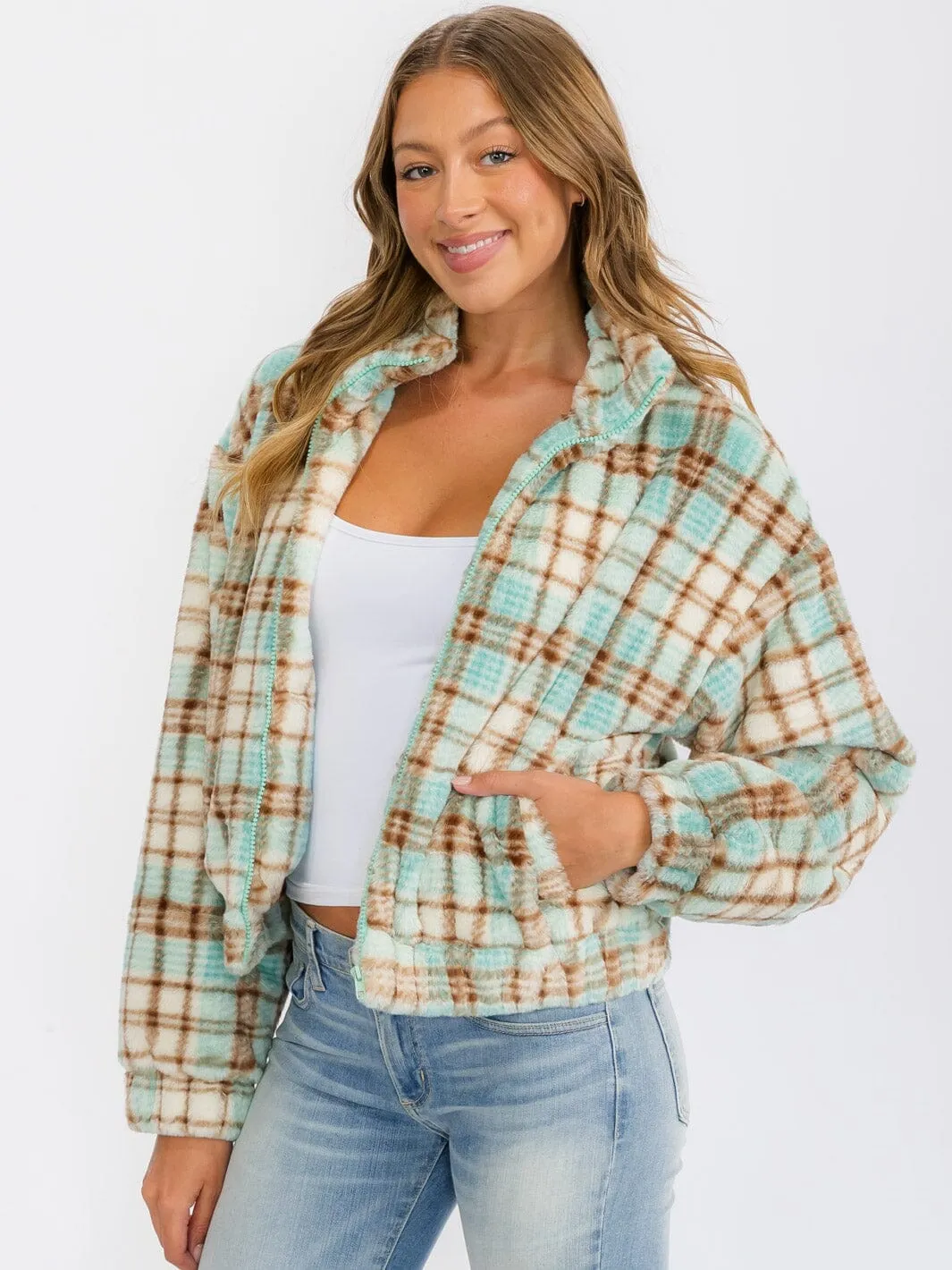 WOMEN'S LONG SLEEVE ZIP UP FRONT POCKETS PLAID FUZZY JACKET