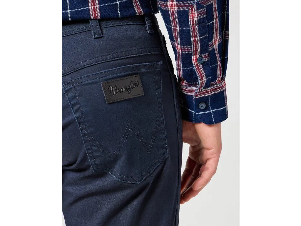 Wrangler Texas Stretch Trouser Chino for Men 112356791 in Dark Navy, Waist 38-44